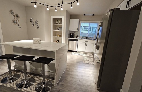 Lents Casa | Large Cozy Home