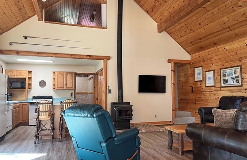 Luzerne Cabina | Large Creekside Cabin in the Huron National Forest - outdoor recreation mecca