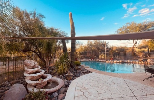 Tortolita Casa | LARGE CUSTOM HOME ON 3 ACRES MINUTES FROM GOLF, HIKING, & BIKING TRAILS