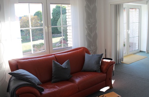 Schloss Holte-Stukenbrock Casa | Large holiday home for up to 4 people in the countryside including a garden | near BI / LIP / PB / GT