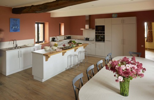 Doudeville Casa | large independent and family house