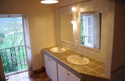 Bedarieux Casa | Large detached house with swimming pool, quiet, exceptional site, natural