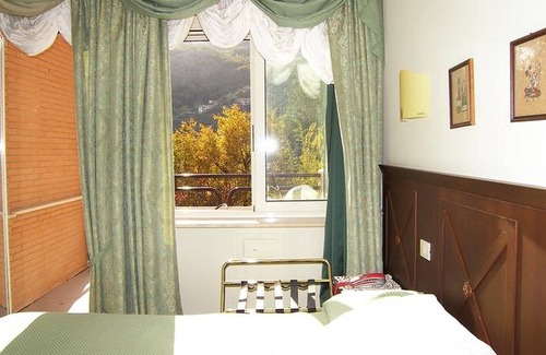 Sant'Elia Fiumerapido Cama Y Desayuno | Amplia habitación doble en el verde cerca de Montecassino