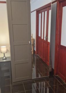 Pinkwell Casa | Large Double room near London Heathrow Airport