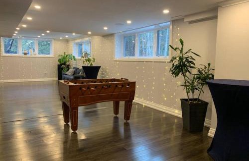 King Casa | Large Estate with Luxury Collection of Amenities
