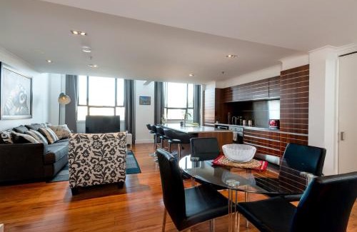 Te Aro Apartamento | Large Executive Inner City Apartment