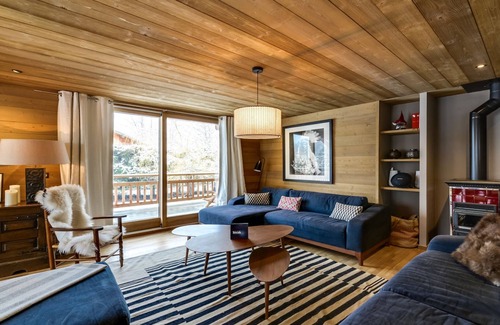 Les Tines Chalet De Esquí | Large family chalet in Chamonix