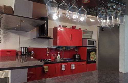 Koenigshoffen Est Apartamento | Large family apartment for 6 to 10 people (1 BB bed available)