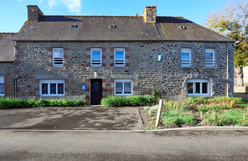 Le Faouet Casa | Large family farmhouse for 6 to 12 people