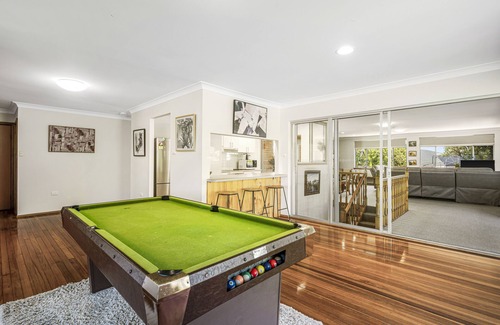 Crescent Head Casa | LARGE FAMILY HOME WITH OCEAN VIEWS SUIT EXTENDED FAMILIES