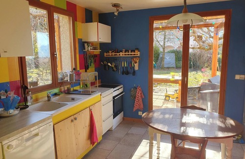 Jarrie Casa | Large family home between countryside and mountains