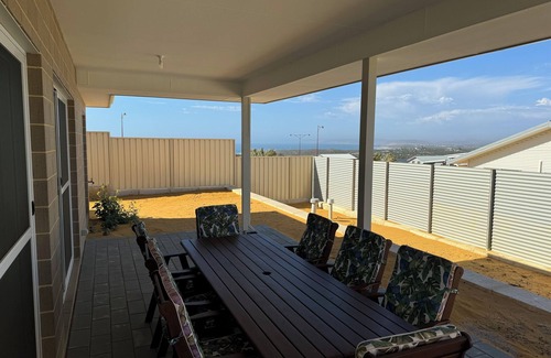 Kalbarri Casa | Large family home in Kalbarri
