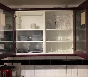 River Casa | Large Family Home, Pet Friendly, 4 Bed 2 Bath House, Sleeps 10, Free Wi-Fi, Free Parking