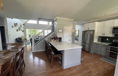 Seneca Casa | Magnífica casa frente al lago en el lago Keowee
