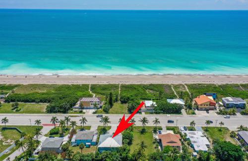 Fort Pierce Casa | Large Family sized Ocean view home on a Island!