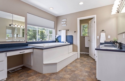 Blaine Casa | Large farm house