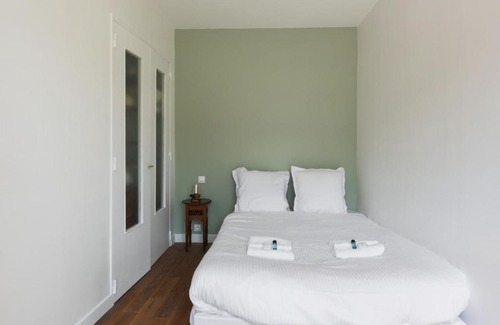 Passy Apartamento | Large flat for 4 people with terrace and view on the Eiffel Tower