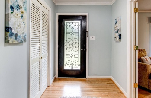 Rock Hill Casa | Large four bedroom in a quiet neighborhood.