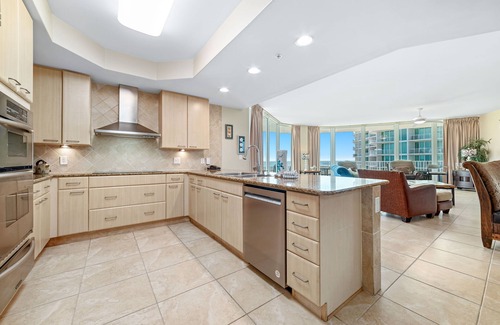 Orange Beach East Condominio | LARGE FOUR BEDROOM AT CARIBE! TONS OF AMENITIES!