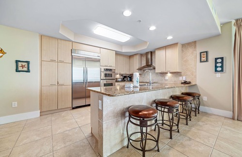 Orange Beach East Condominio | LARGE FOUR BEDROOM AT CARIBE! TONS OF AMENITIES!