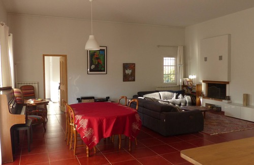 Le Puy-Sainte-Reparade Casa | Gran casa amigable en la Provenza, oasis de vegetación
