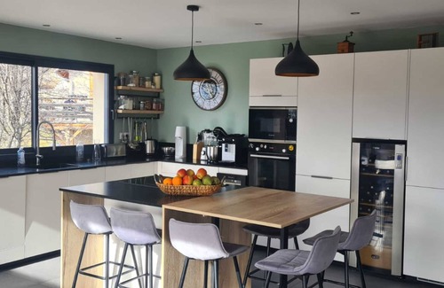 Saint-Michel-de-Chaillol Casa | Large, bright 160m2 house for 8 people