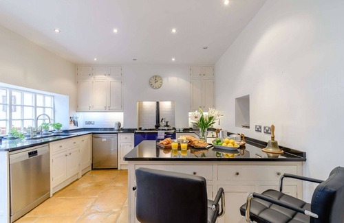 Bledington Cabaña | Large friendly holiday cottage near to Kingham, Daylesford and Stow on the Wold - Milton House