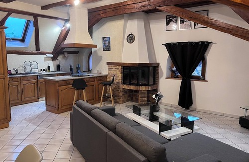 Grandvillars Apartamento | Large fully-equipped apartment 3 bedrooms 3 double beds 2 bathrooms
