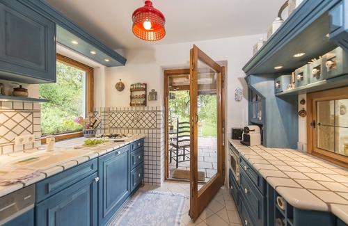 Weidenberg Apartamento | Large, fully equipped vacation home (65sqm) with covered terrace and wood-burning stove