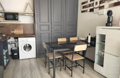 Lestiou Apartamento | Large, fully-equipped studio 10 minutes from Chambord, on the Loire cycle route