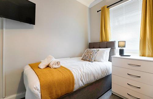 St. Thomas Apartamento | Large Garden, Fully Equipped Kitchen, Parking