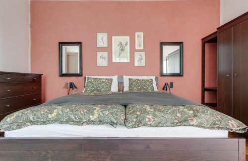 Prague 5 Apartamento | Large Garden Villa Suite Business-Leisure-Sports