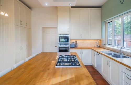 Stoke Poges Casa | Georgian Manor, Swimming Pool, Stoke Park