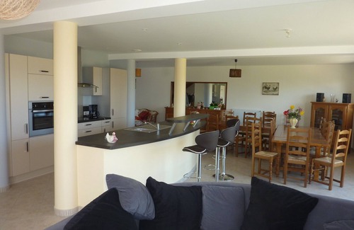 La Luzerne Cabaña | CASA GRANDE CON COMEDOR EN EL CAMPO SAINT-LO