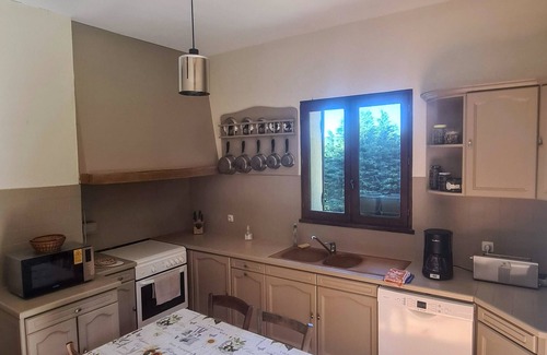 Lalinde Casa | Large gite with tennis court and swimming pool