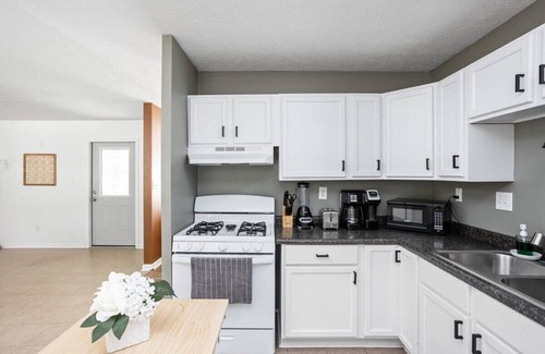 Noblesville Casa | Large Groups, Grand Park, Noblesville Home