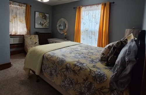 Nelson Casa | Large historic family home