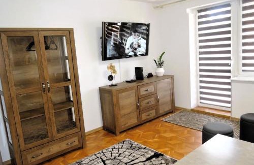 Stepnica Apartamento | Large holiday apartment with a garden in Stepnica