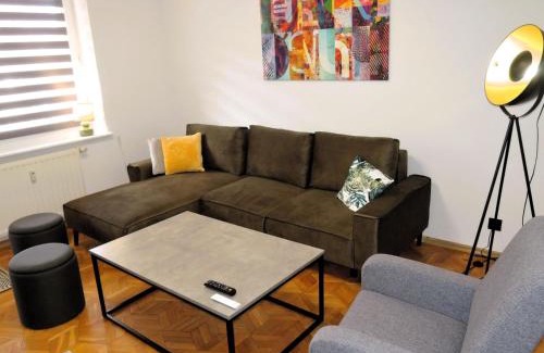 Stepnica Apartamento | Large holiday apartment with a garden in Stepnica