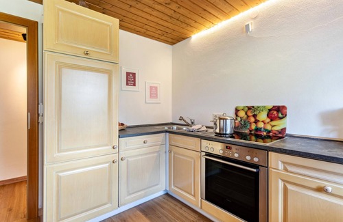 Unterwoessen Casa | Gran casa de vacaciones con vistas a la montaña, terraza privada y Wi-Fi