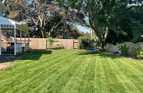 Eugene Casa | Large Home - 2200 Sq. Ft. - Near Campus - Hot Tub!