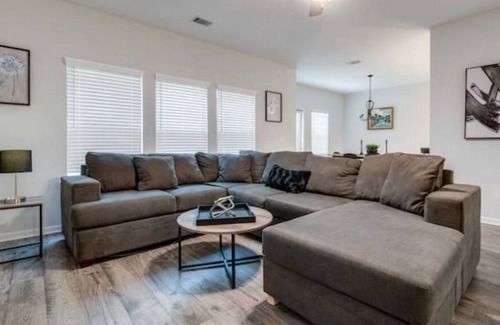 Flemington Casa | Large Home Conveniently Located Quiet Neighborhood