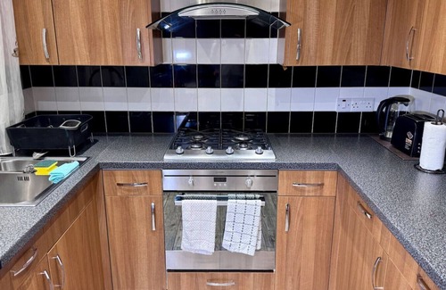 Mayesbrook Apartamento | Large Home In Barking 1gbps WiFi & Free Parking
