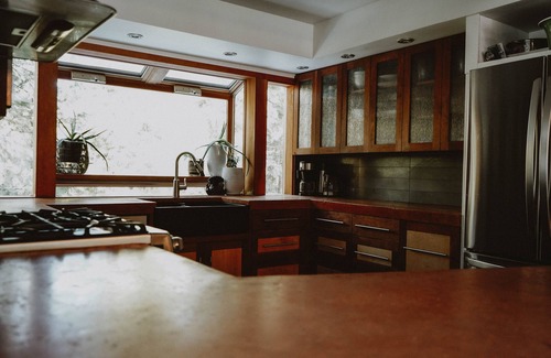 Vernon Casa | Large home near lakes and mountains