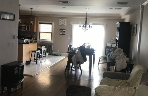 Lynbrook Casa | LARGE HOME Near NYC, BEACHES, AIRPORT, HAMPTONS