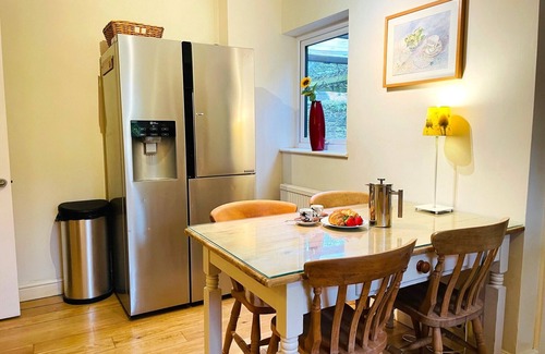 Deddington Casa | Large Home Near Soho Farmhouse, Blenheim Palace and Oxford