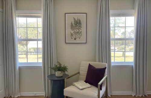 Whitemarsh Island Casa | Large Home Sleeps 10 Beach & Downtown Dog Heaven