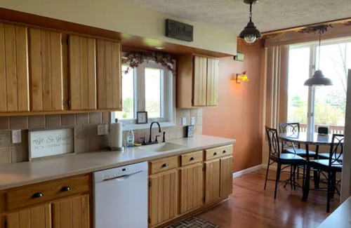 Bristol Hills Casa | Large home with Game Room, Outdoor Bar, & Hot Tub!