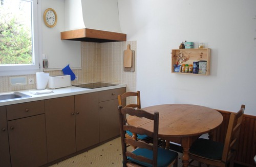 Saint-Hilaire-de-Riez Casa | Amplia casa rodeada de pinos