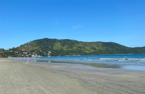 Praia da Enseada Casa | Casa Ampla, 100 meters from Praia da Enseada - Ubatuba